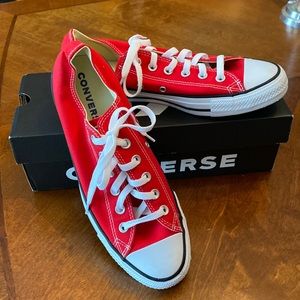 Women’s Chuck Taylor All Star Shoreline Low Top Sneakers Size 10